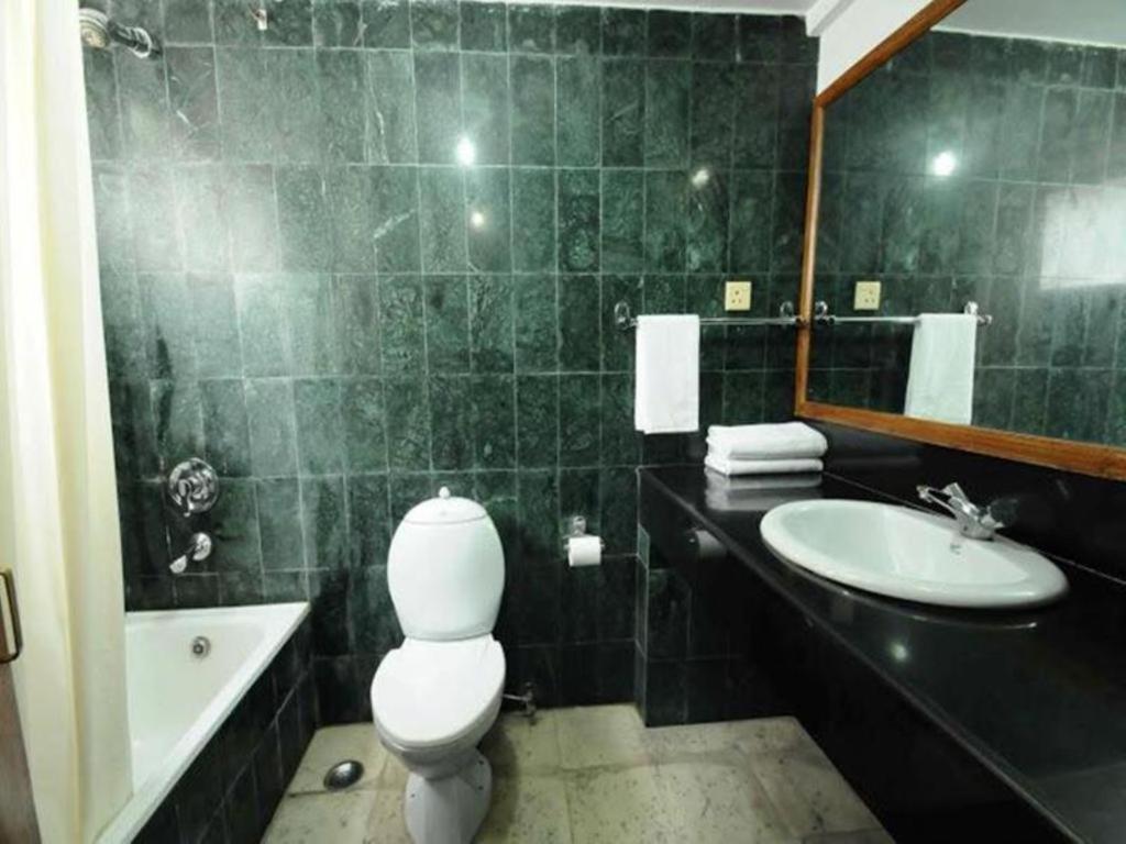 Hotel Clarion Jawalakhel Lalitpur Экстерьер фото