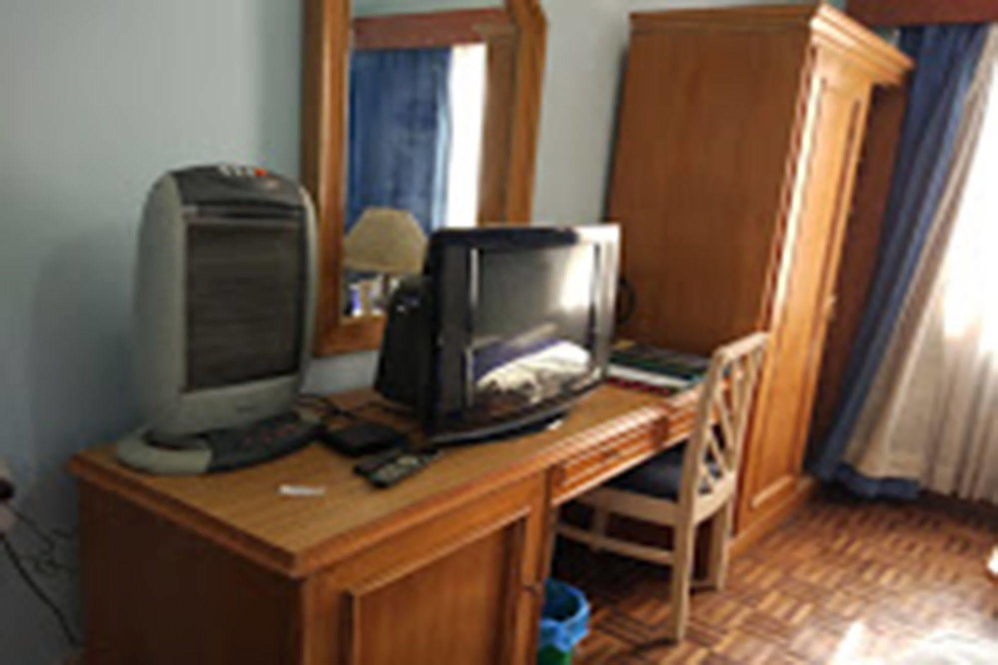 Hotel Clarion Jawalakhel Lalitpur Экстерьер фото