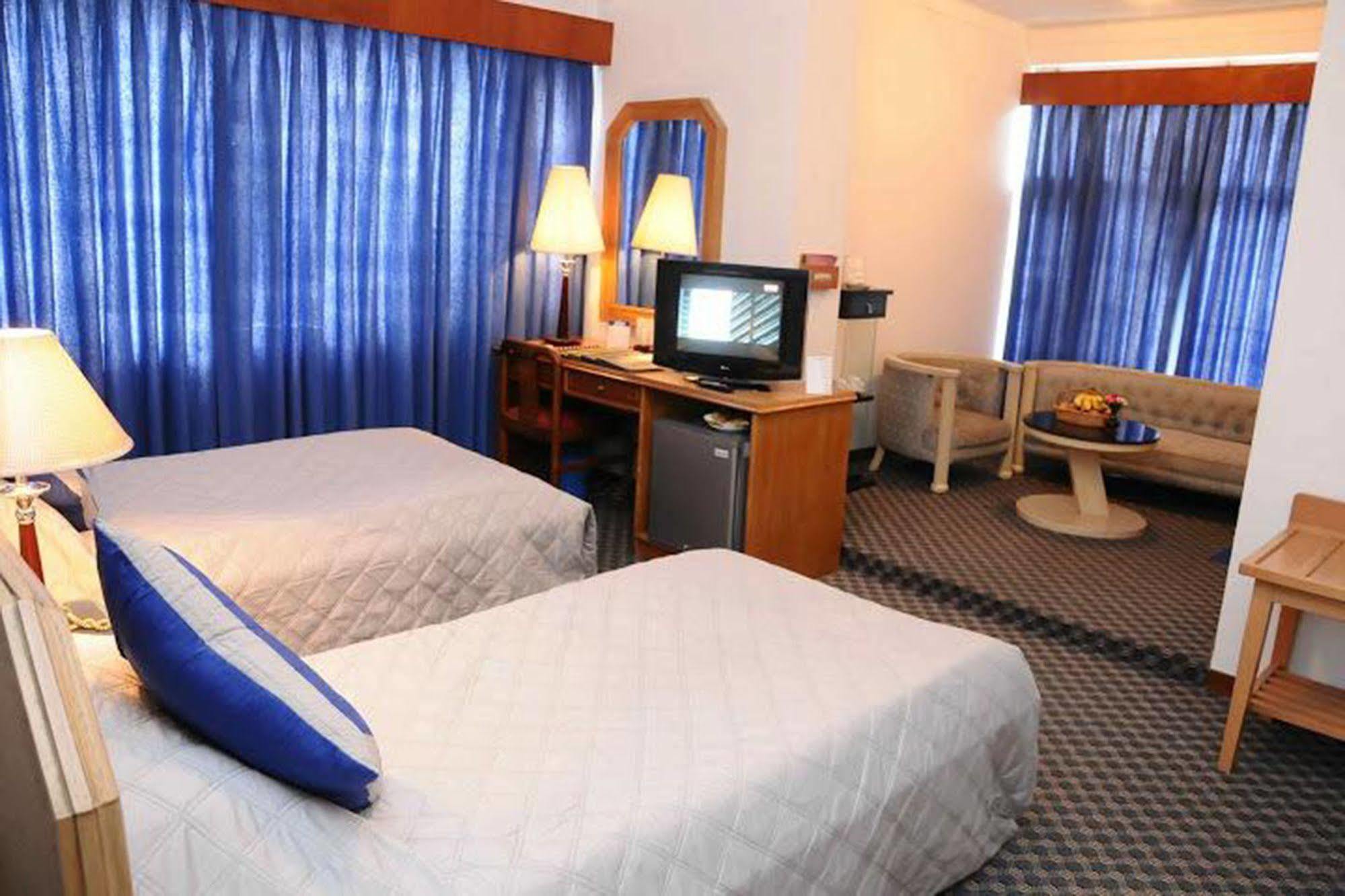 Hotel Clarion Jawalakhel Lalitpur Экстерьер фото