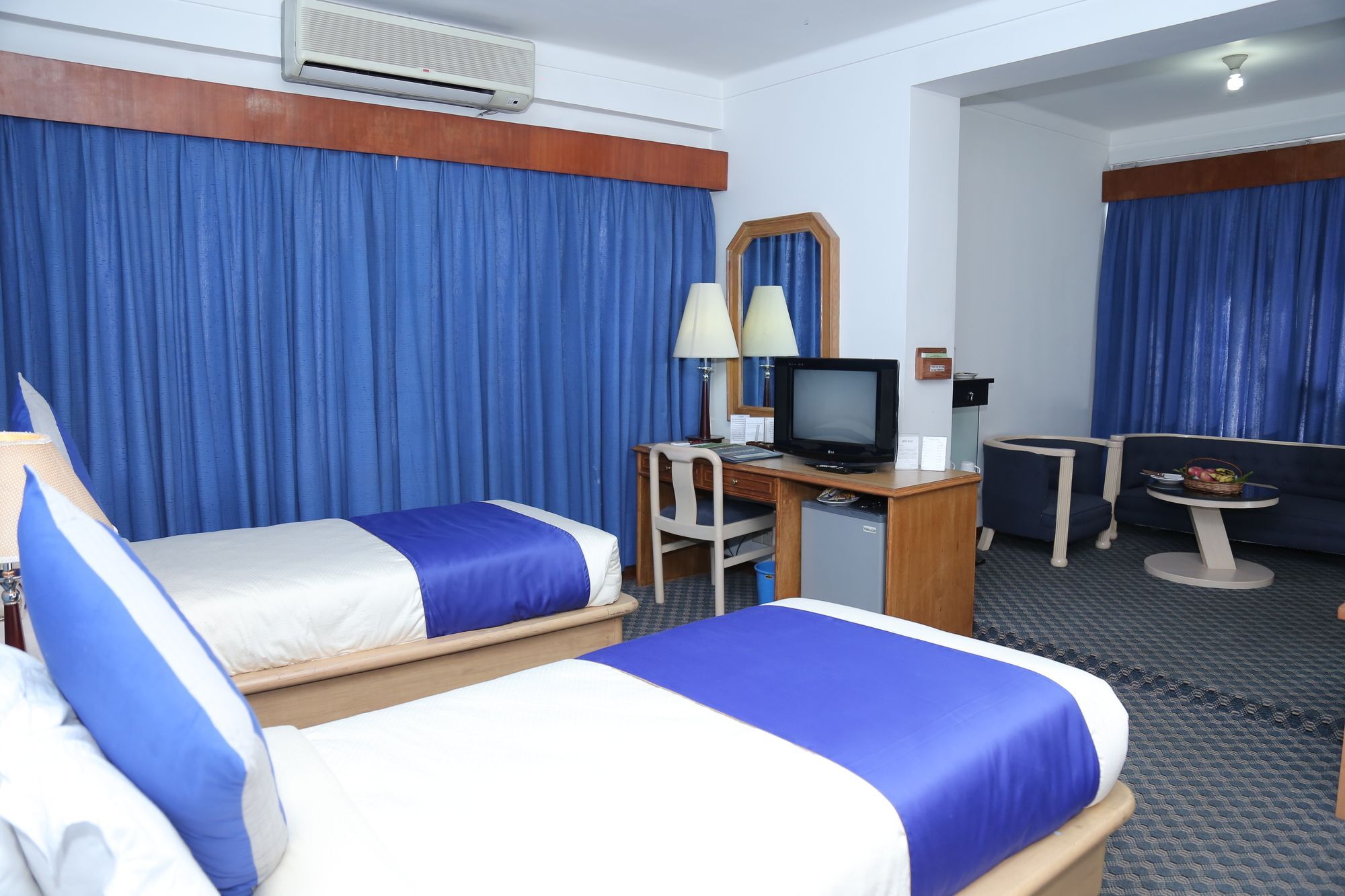 Hotel Clarion Jawalakhel Lalitpur Экстерьер фото